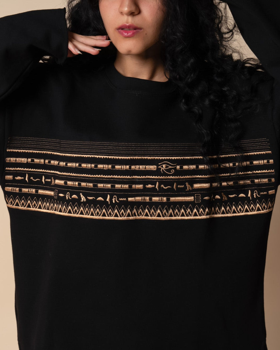 Full-On Eye of Horus Sweatshirt in Black