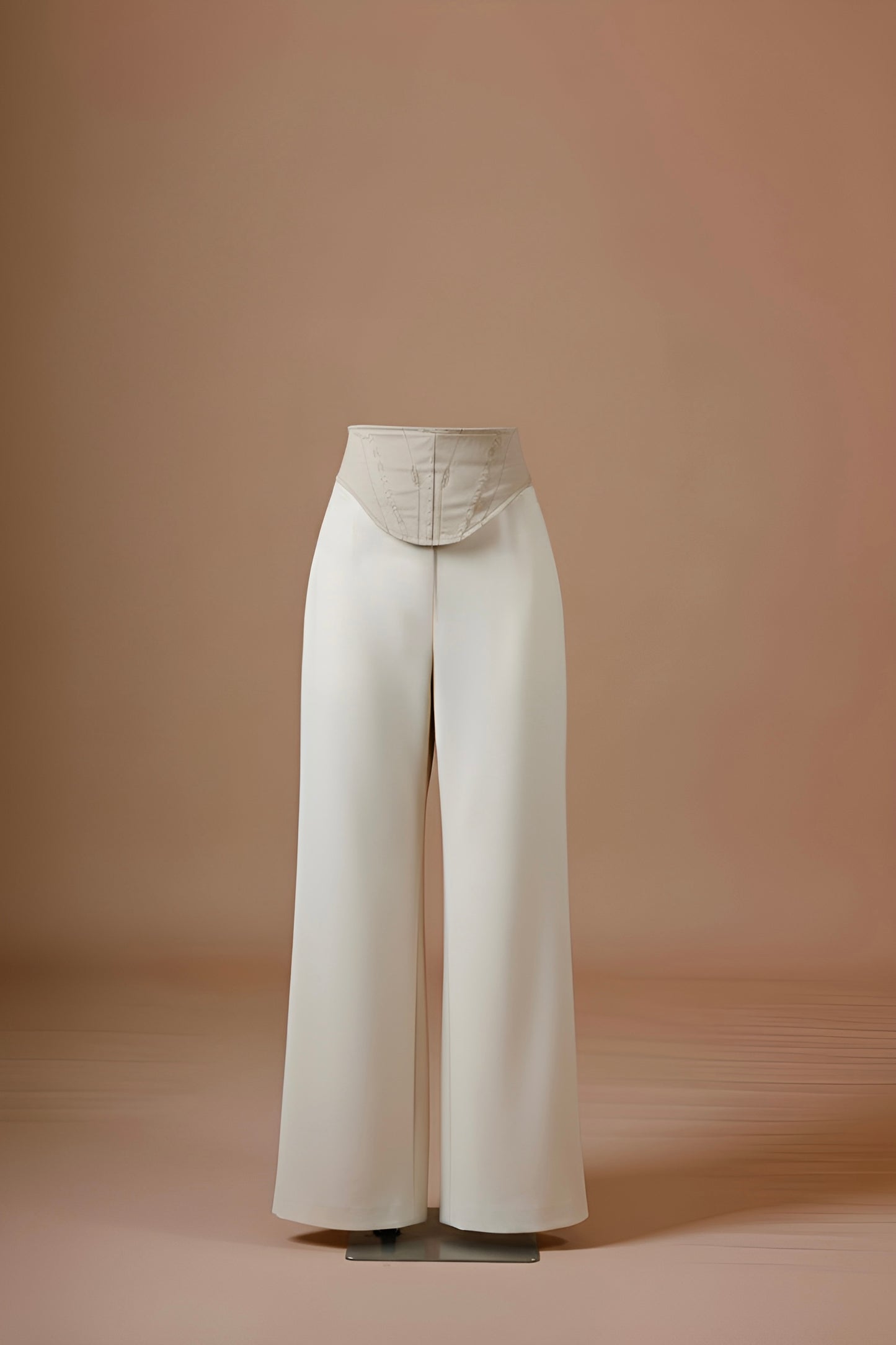 Isisienne Trousers in White