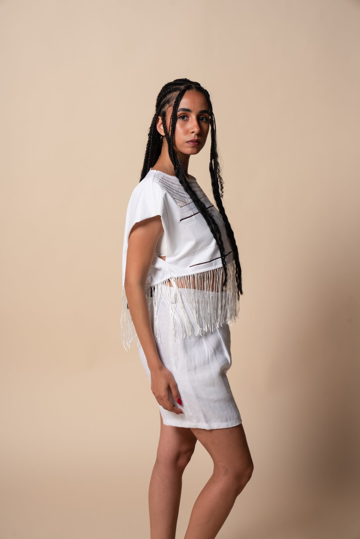 Collier Sacré Cropped T-shirt in White