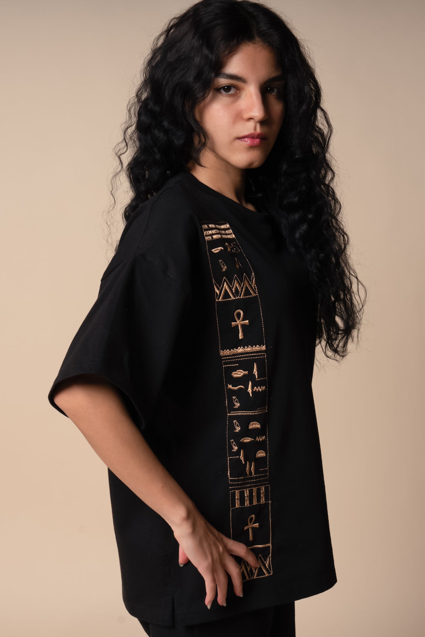 Divine Eternity T-shirt in Black
