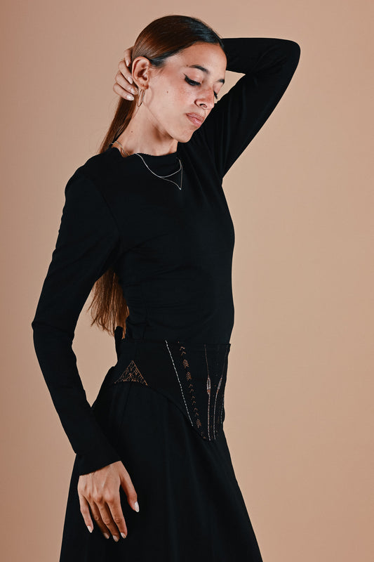 Isisienne Belt in Black