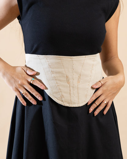 Isisienne Belt in Beige