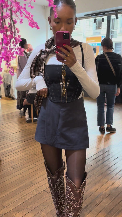 Isisienne Crop top in Black